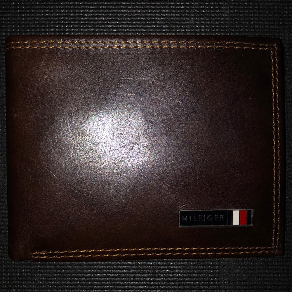 Tommy Hilfiger wallet